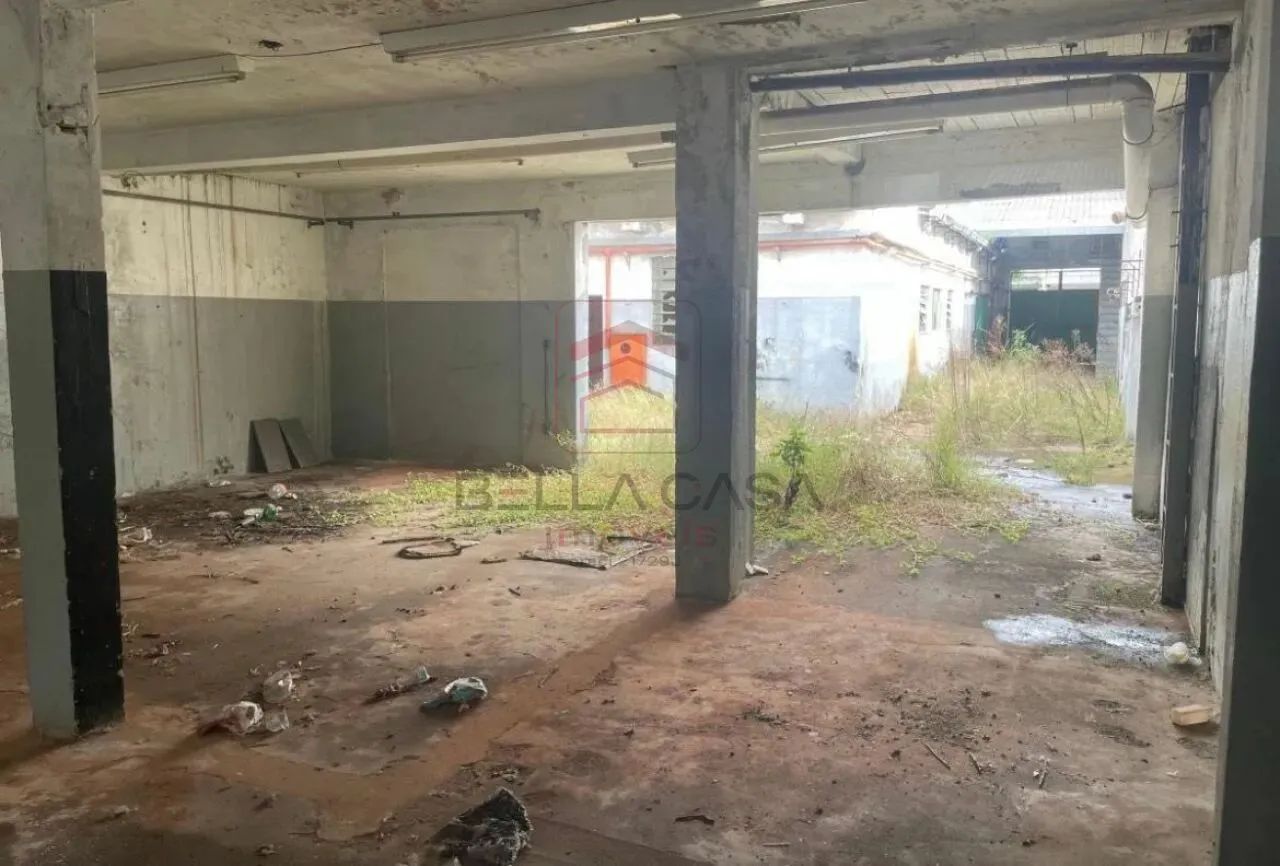 Galpão em zona mista - Foto 2