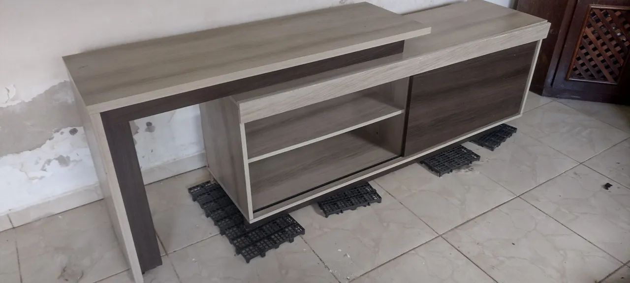 Rack TV 64962679284097121