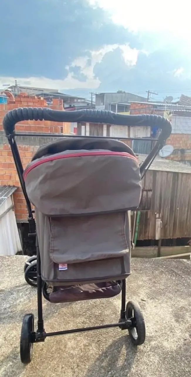 CARRINHO DE BEBÊ VOYAGE - EXCELENTE ESTADO! - Foto 4