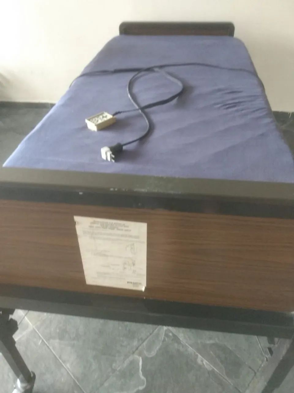 Cama Hospitalar Elétrica - Usada - Foto 3