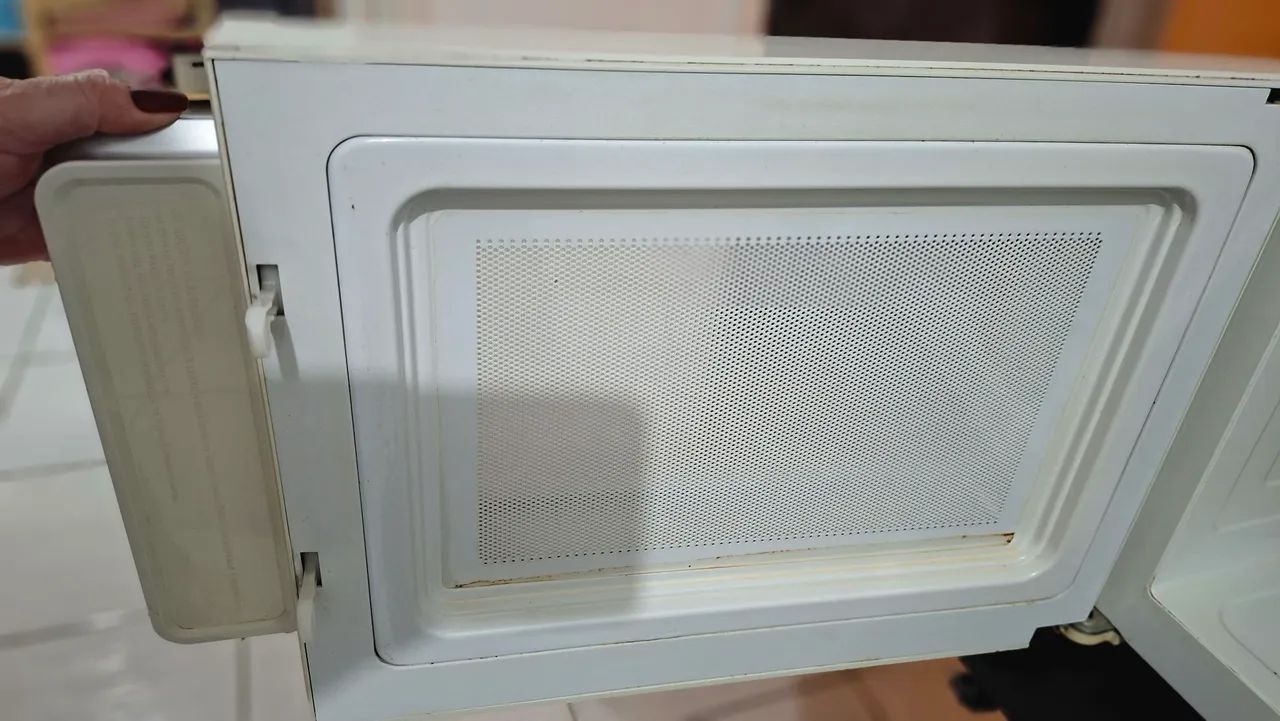 Microondas Eletrolux - 127v  - Foto 2