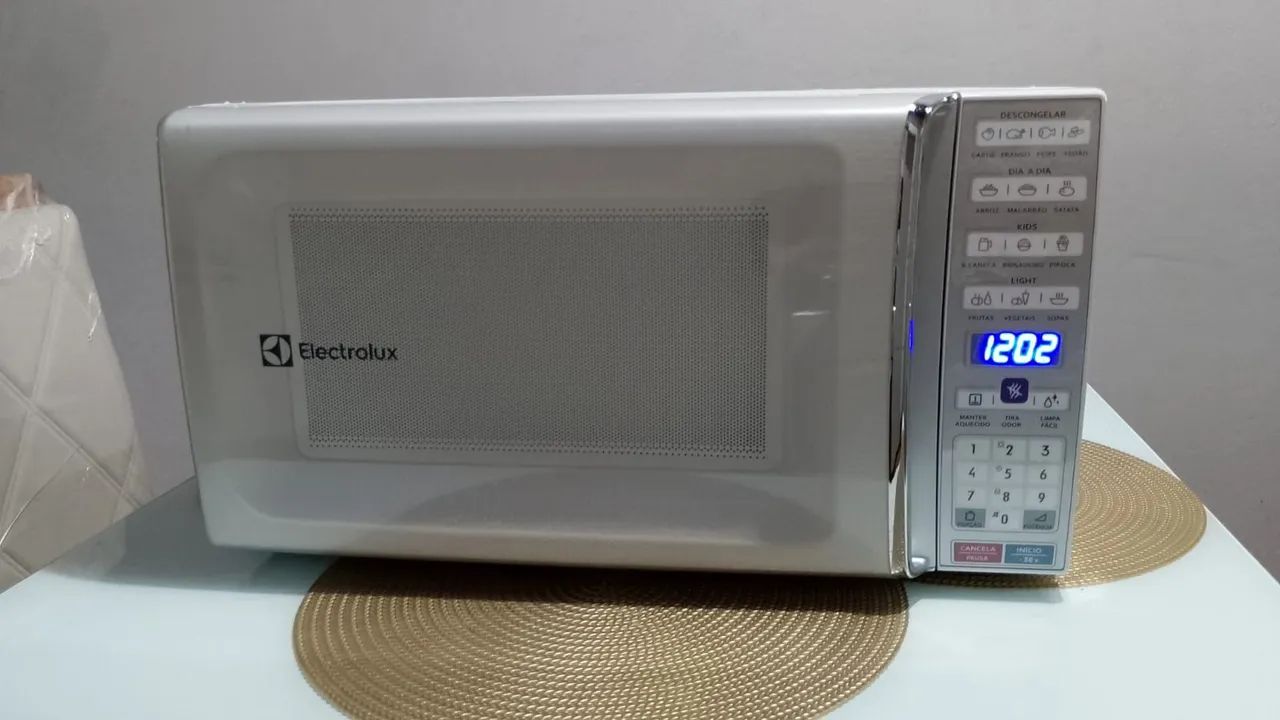 Microondas novíssimo 