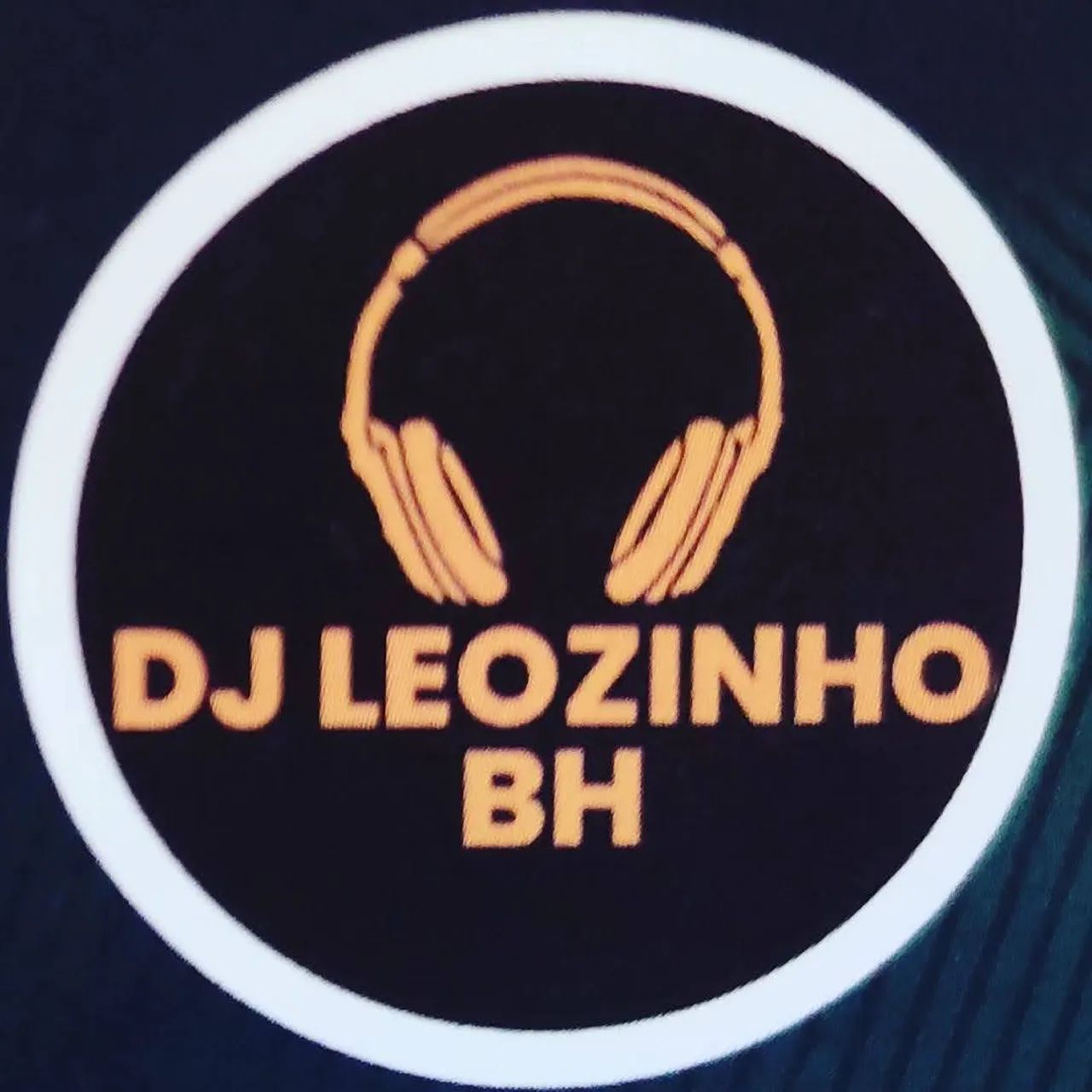 SOM ILUMINAÇÃO E DJ PARA EVENTOS E FESTAS 