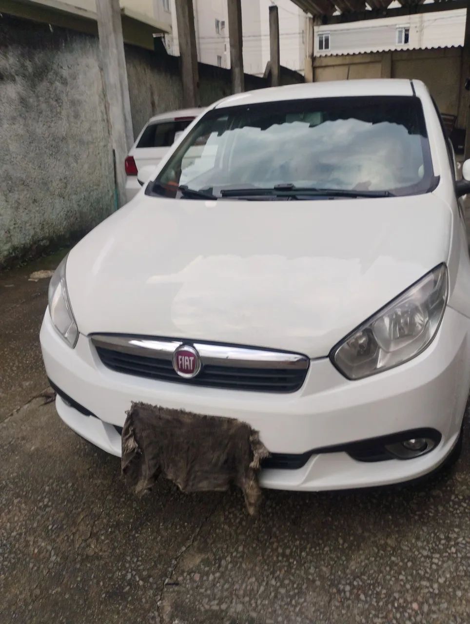 Fiat Grand Siena ESSENCE 1.6 FLEX 16V 2016