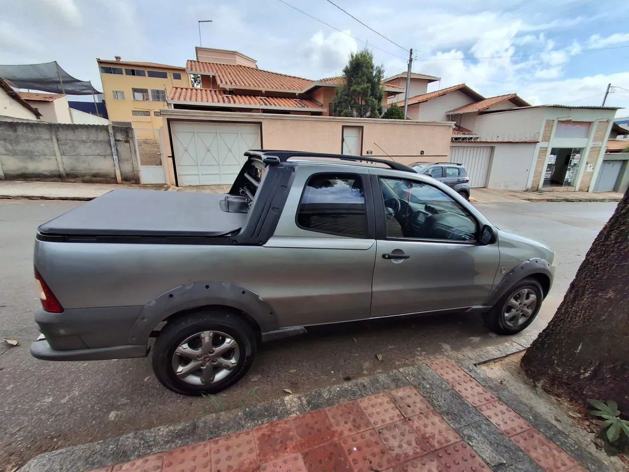 Fiat Strada Working 1.4 MPI Fire Flex 8V CD 2013 - Foto 2