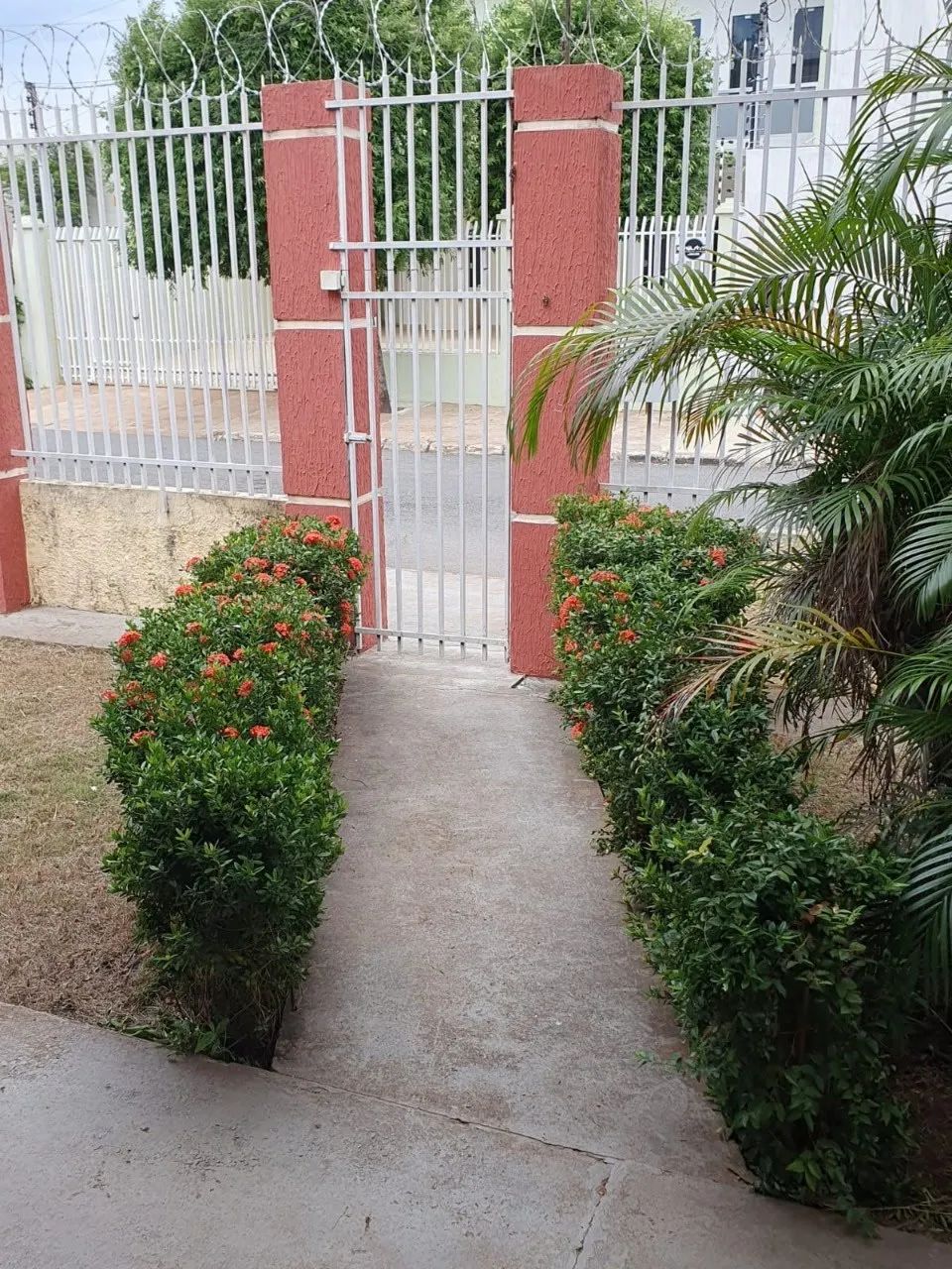 Casa sobrado cidade alta / Jd. Primavera. - Foto 4