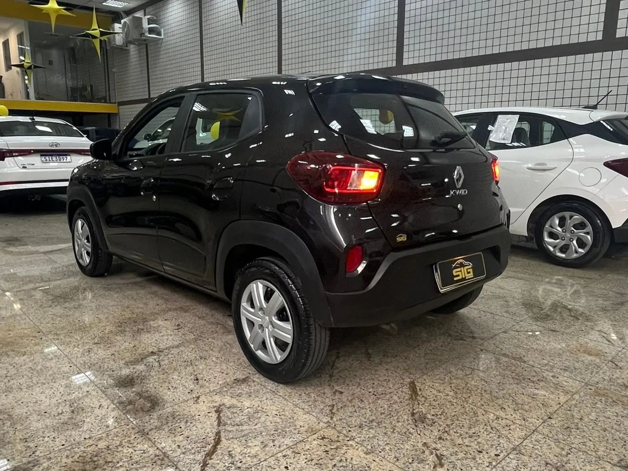 Renault Kwid 1.0 Intense 2023 - Foto 5