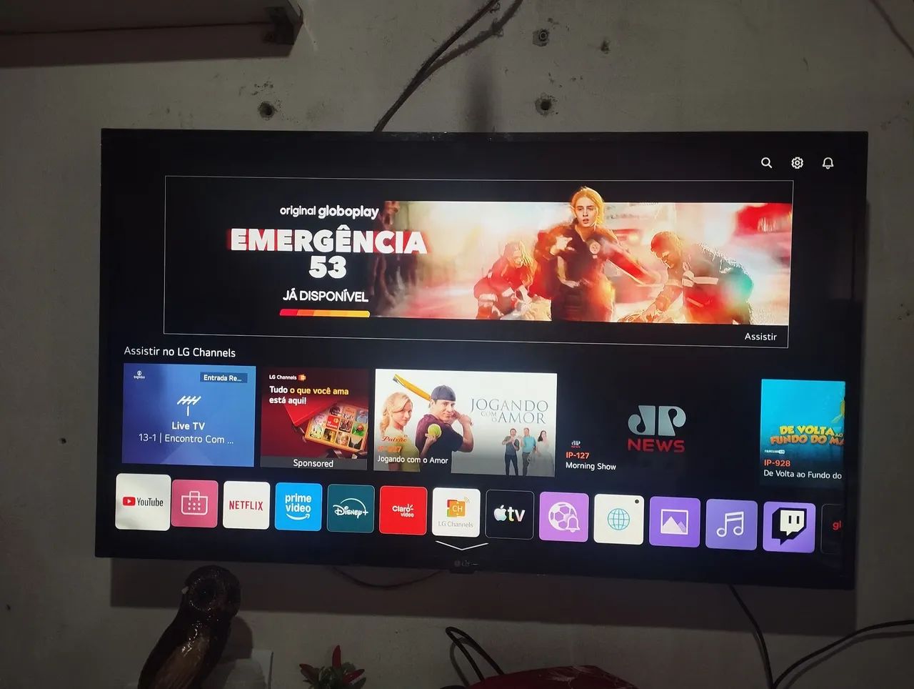 Tv LG smart de 43 polegadas completa com bluetooth e é 4k  - Foto 2