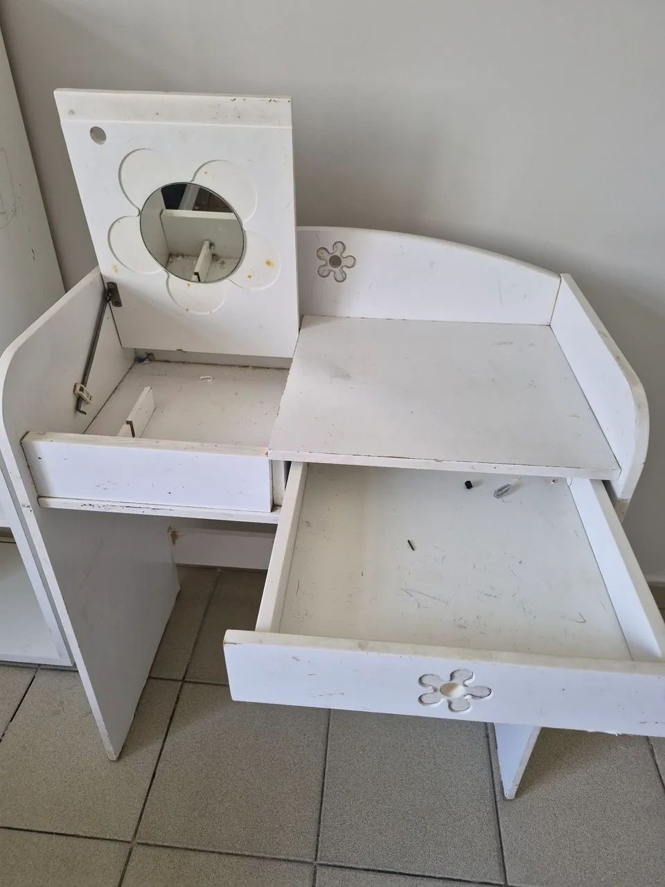 Escrivaninha e Penteadeira tok&stok - Foto 2