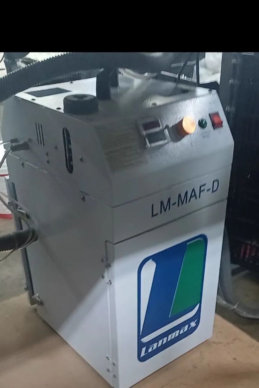 Máquina de arremate para confecção  - Foto 2
