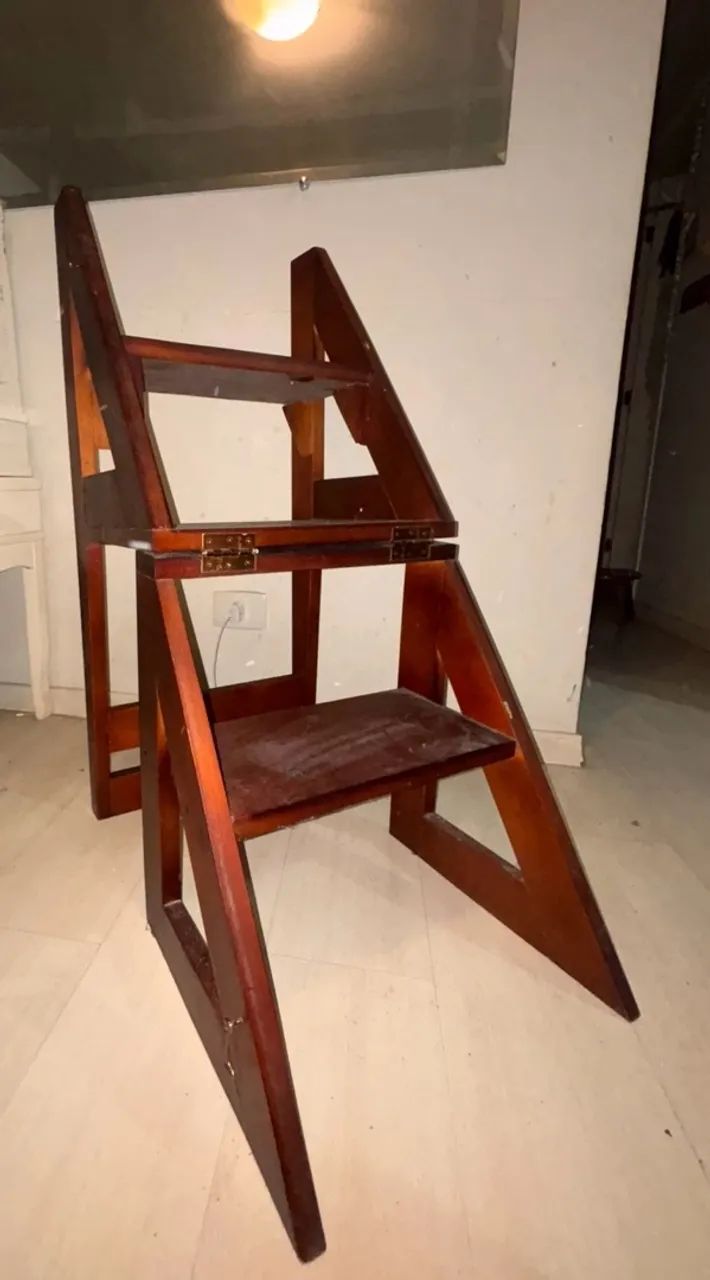 Cadeira / escada 