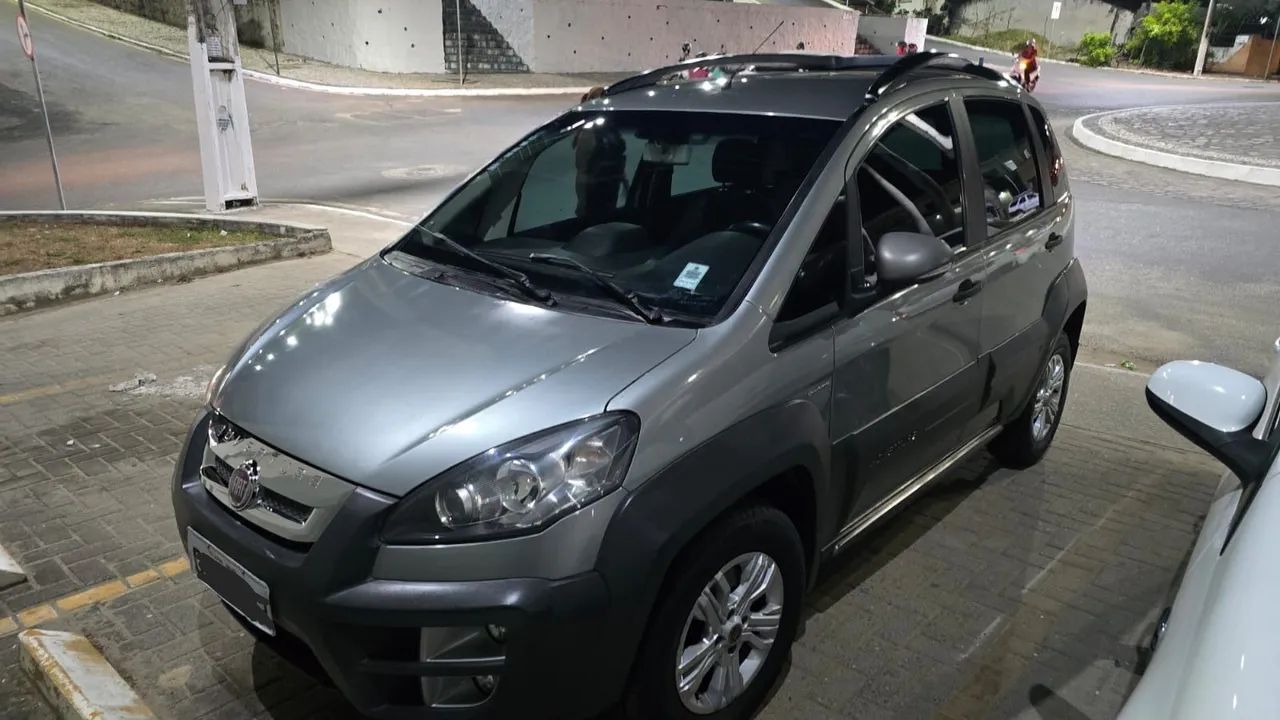 Fiat Idea Adv./ Adv.lock.dualogic 1.8 Flex 5P 2014 - Foto 3