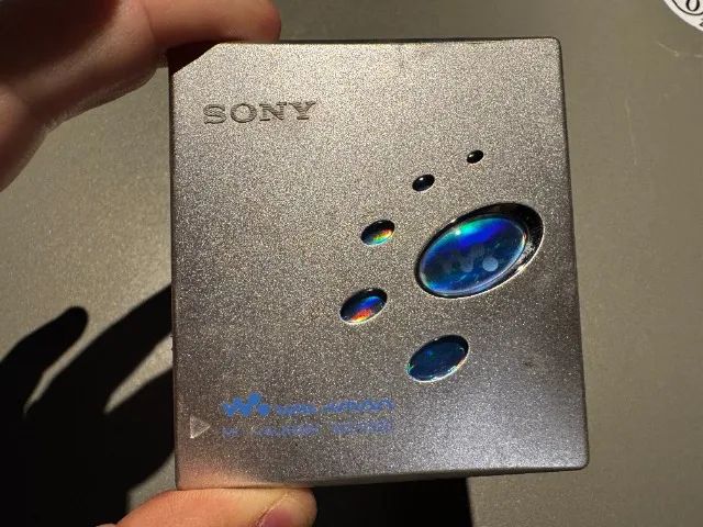 Sony MZ-E520 MD Walkman MiniDisc MDLP Type-S Restaurado e Testado - Antique Bunker