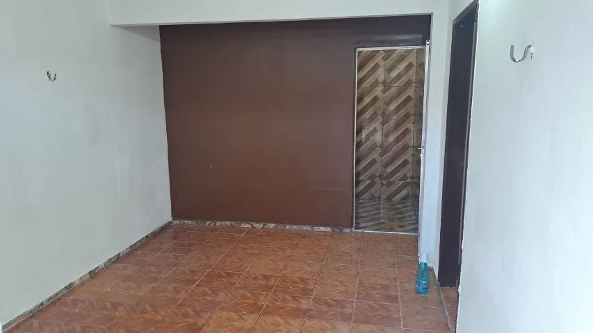 Aluguel casa com garagem e água inclusa  - Foto 4