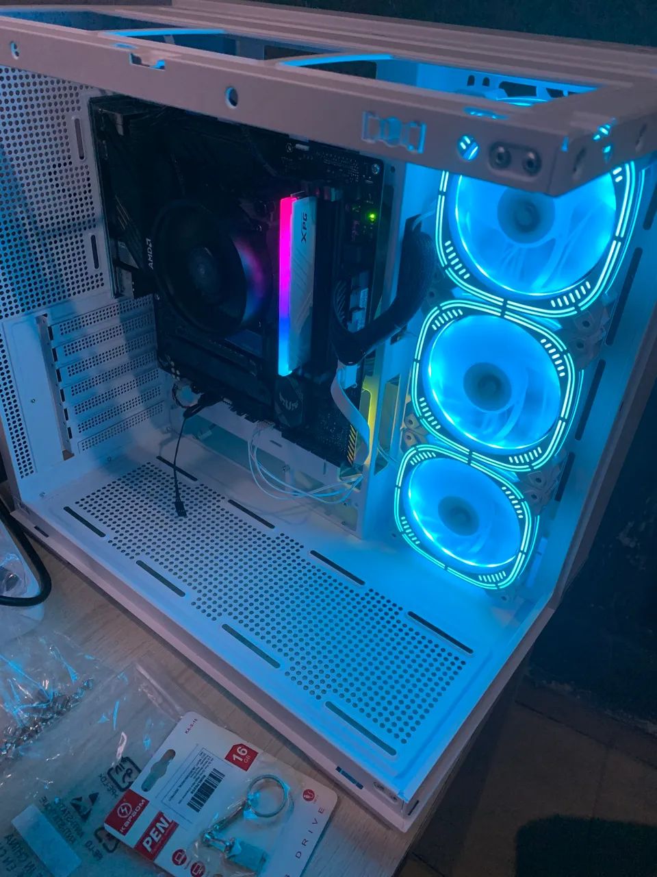 placa-mãe ASUS TUF Gaming B550M - Foto 3