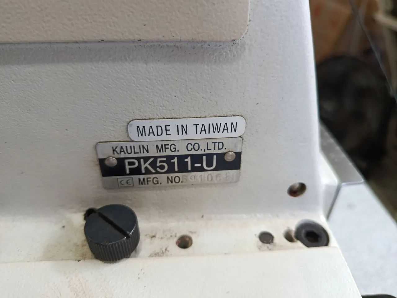 Máquina Botoneira Industrial Siruba PK511-U - Perfeito Estado - Foto 5
