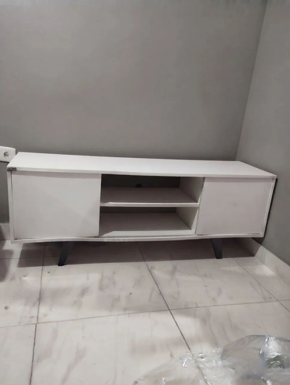 Rack retrô moderno 