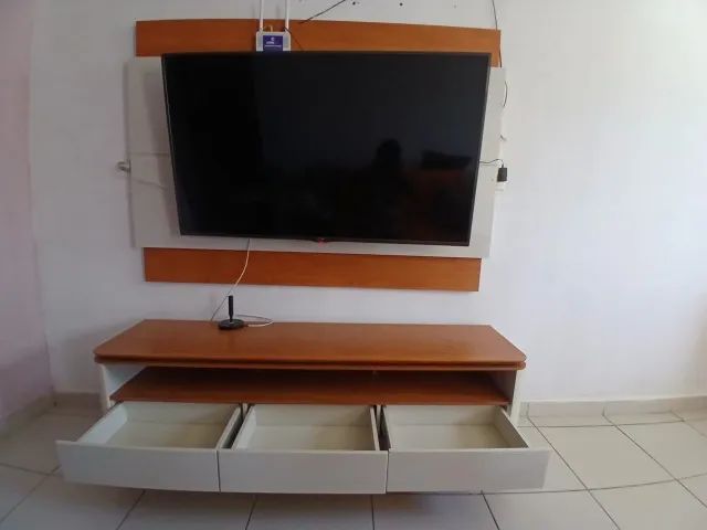 RACK COM PAINEL