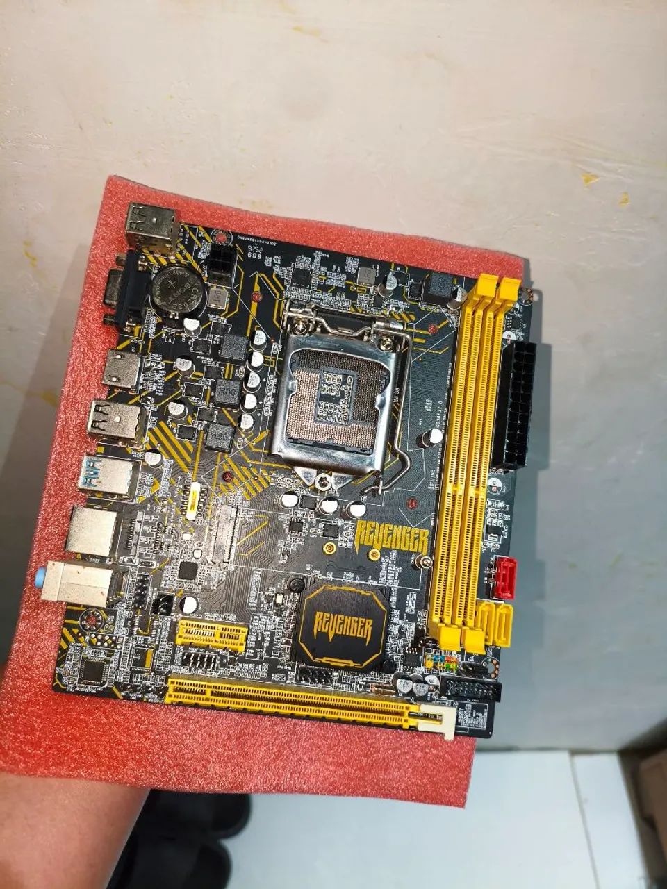 Placa mãe ddr3, e 2 processadores Xeon e Intel  - Foto 2