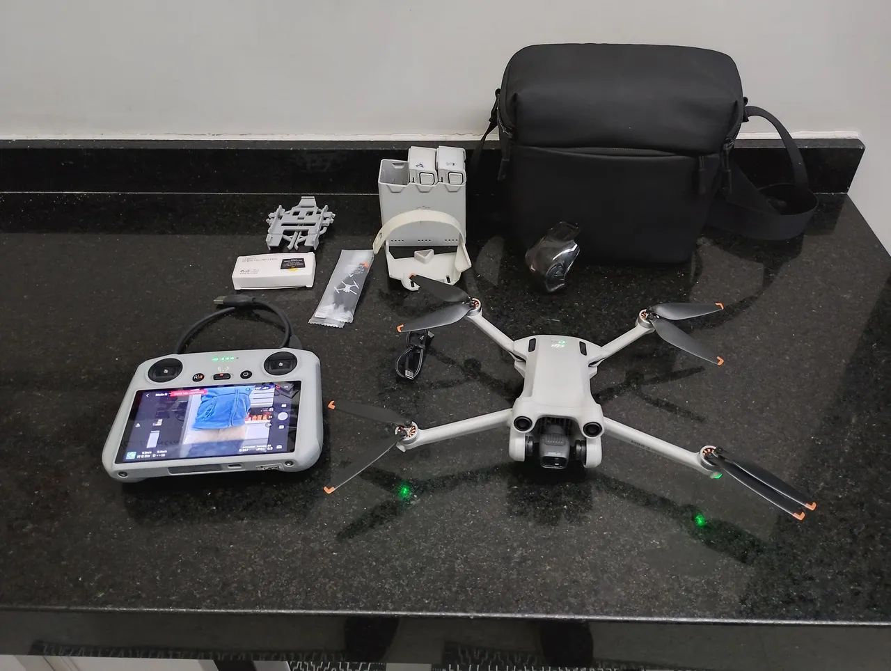 Drone DJI Mini 3 Pro combo flymore 