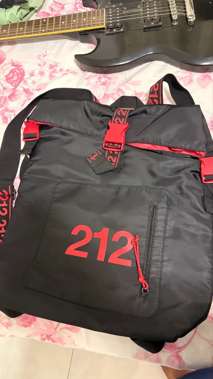 mochila 212 da Carolina Herrera - Foto 4