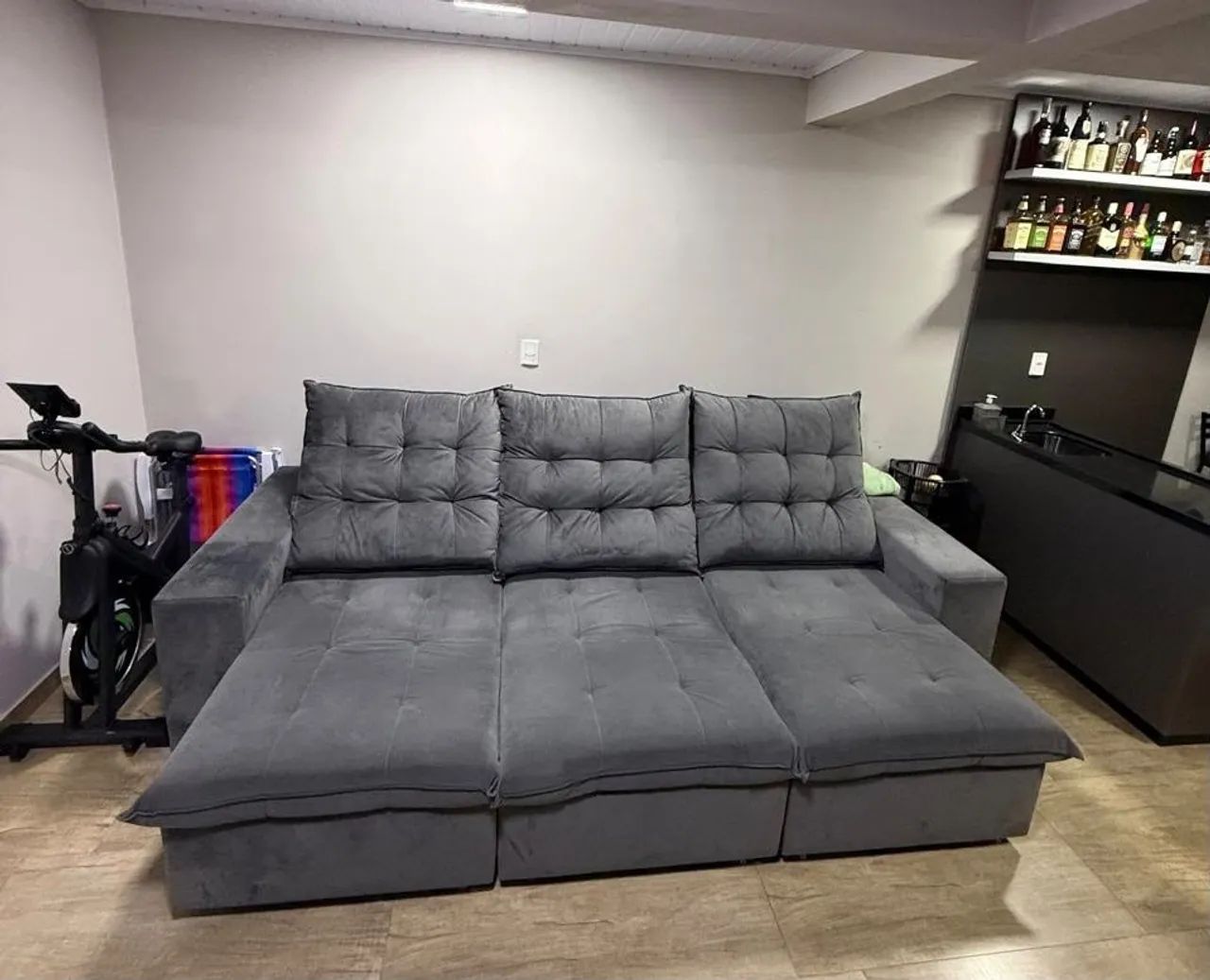 Sofá retrátil 5 lugares chama no WhatsApp * - Foto 2