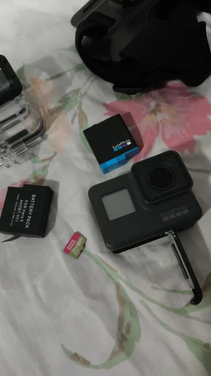 GoPro Hero 5 Black + Acessórios - Câmeras e Filmadoras - Jardim