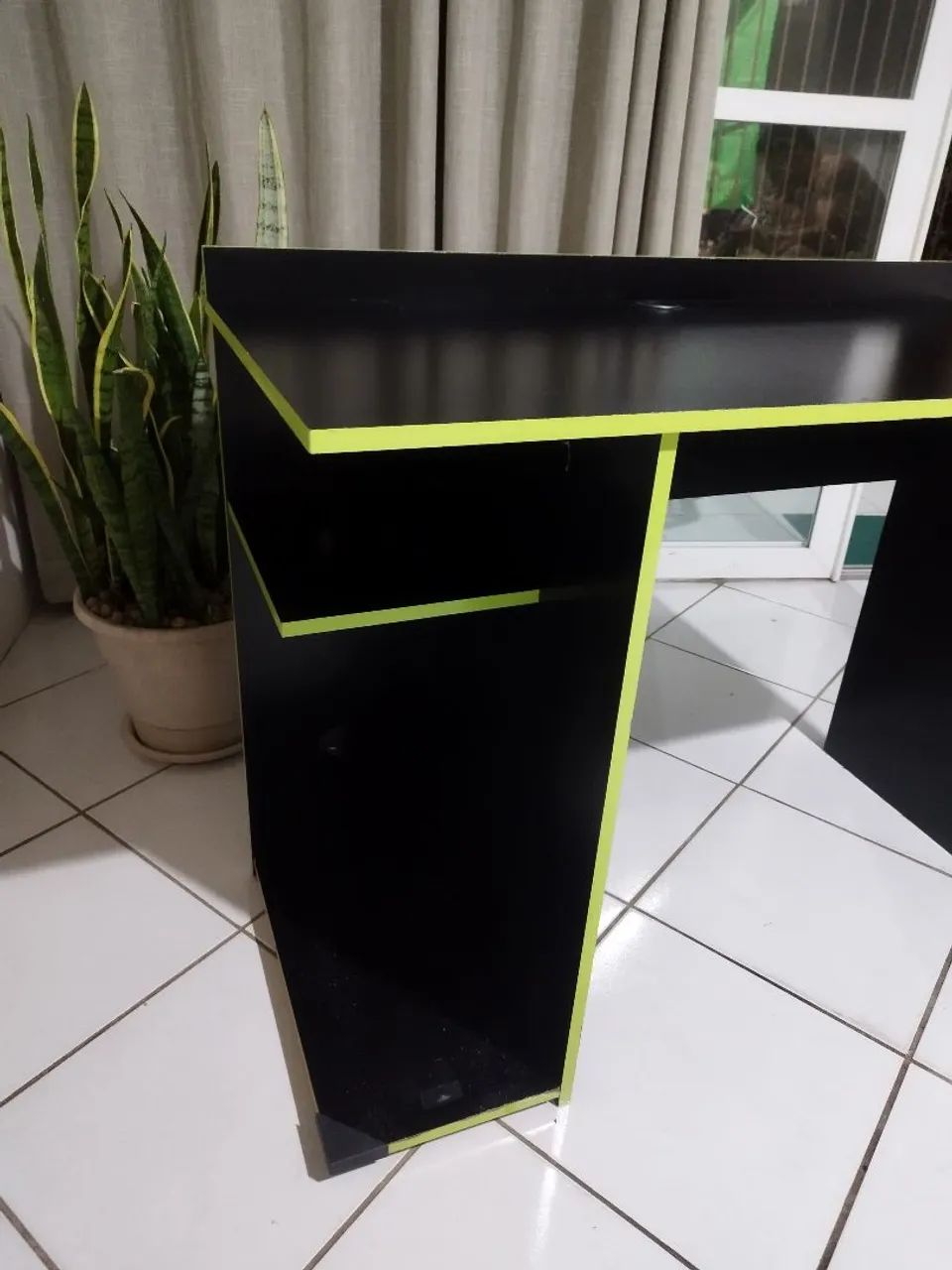 Mesa gamer usada - Foto 3
