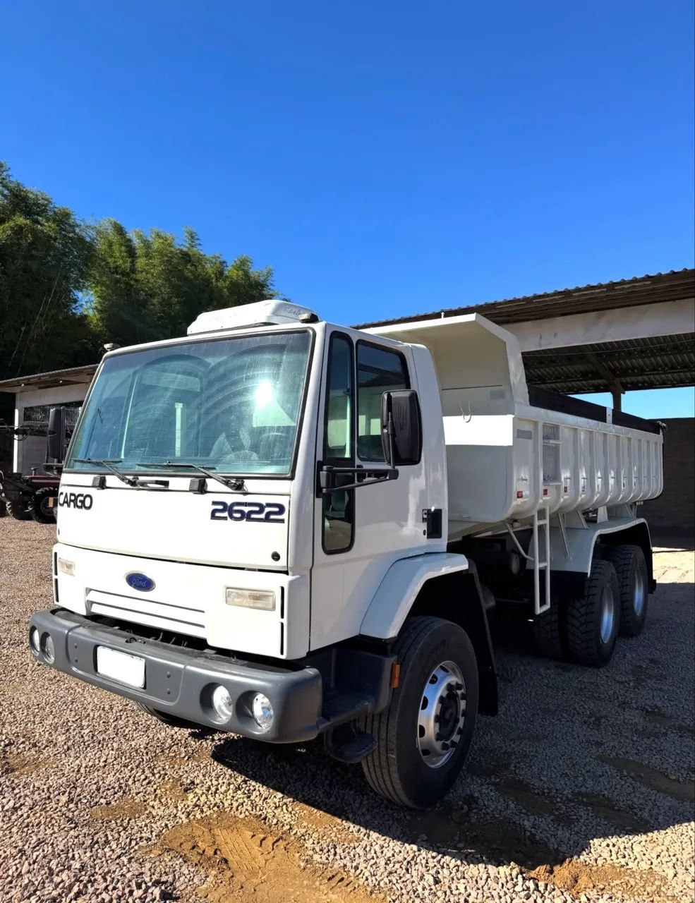 Caminhão Ford Cargo 2622  Caçamba 