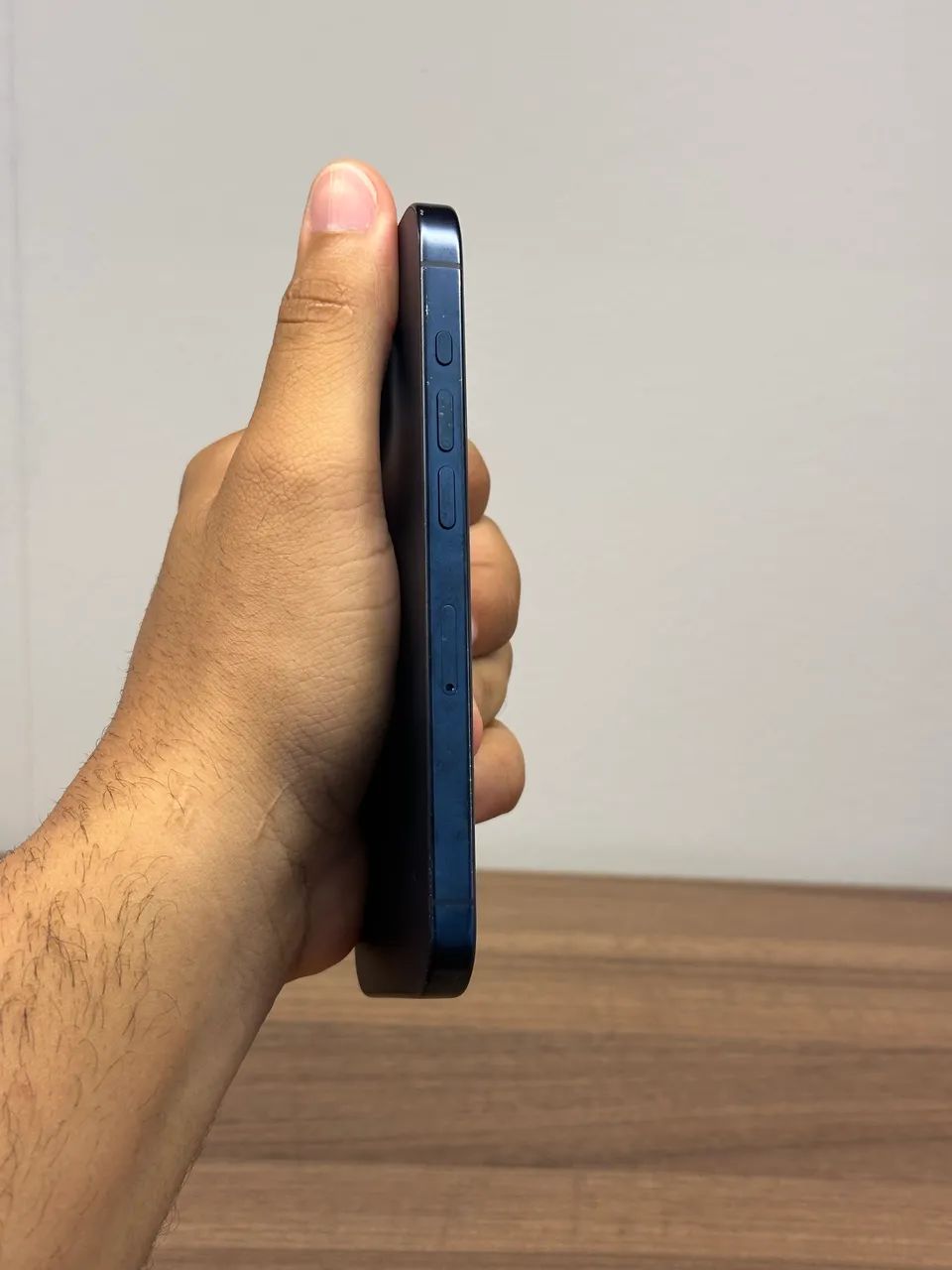 IPHONE 15 PRO 128GB - TODO ORIGINAL  - Foto 4