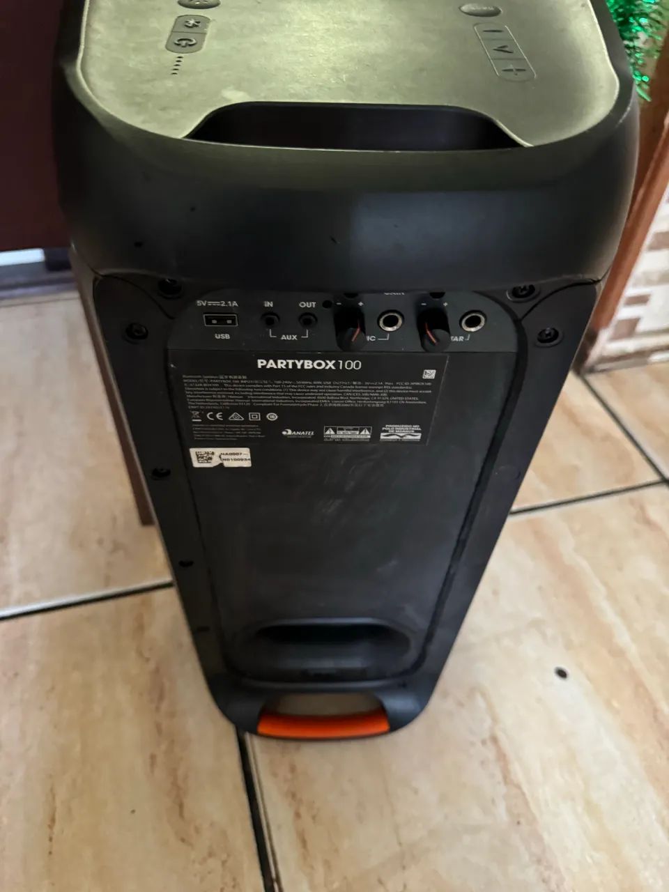 Caixa jbl com defeito - Foto 4