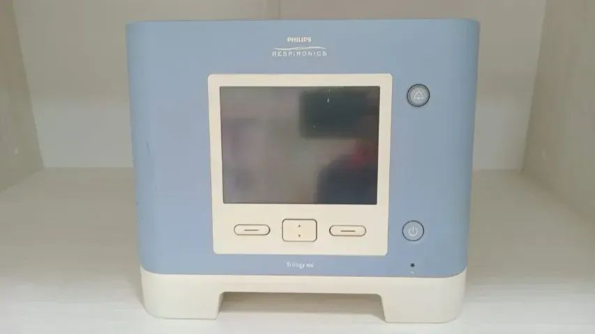 Respirador Mecânico Trilogy 100 Respironics (Usado) - Foto 2