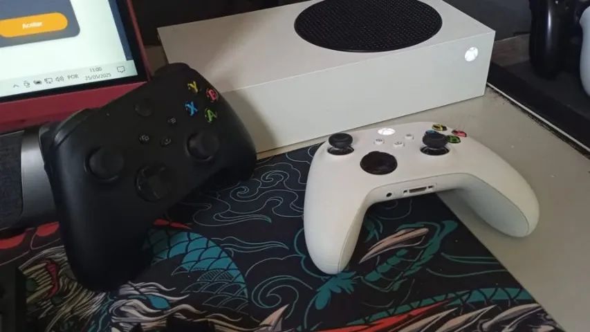 XBOX SERIES S + 2 CONTROLES E KIT - Foto 4