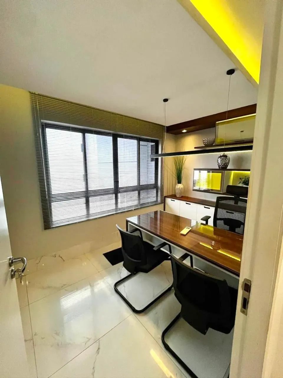 Sala MOBILIADA e pronta para sua empresa no coração de Lagoa Nova - Foto 3