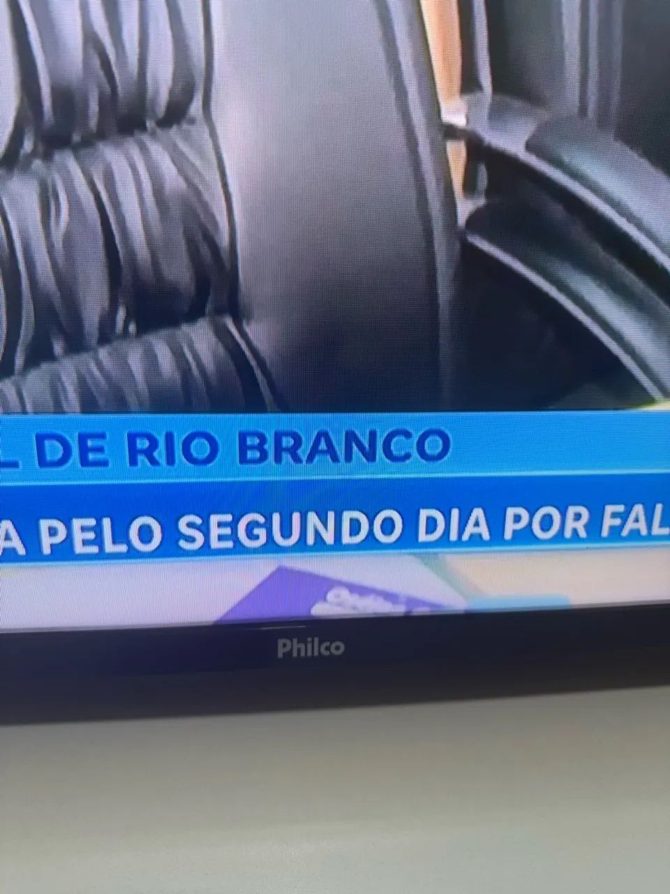 Vende-se um TV smart 43 polegadas  - Foto 3
