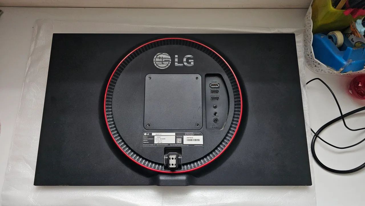 Monitor LG 144hz sem defeitos - Foto 2
