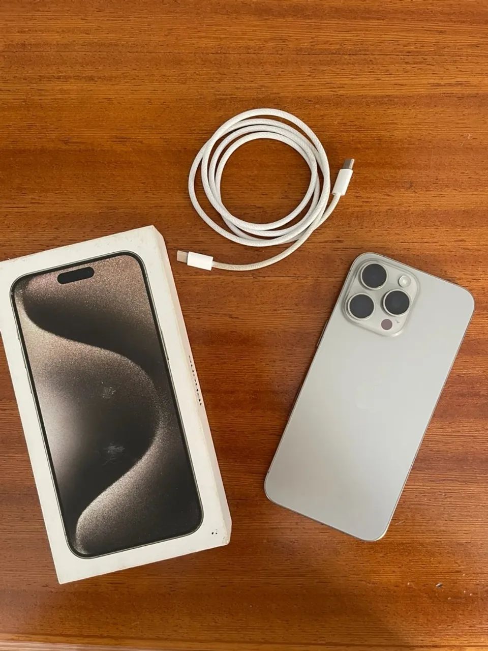 iPhone 15 Pro Max 256GB - Perfeito Estado