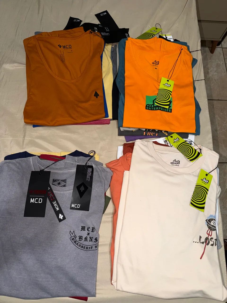 Camisas e camisetas MCD e LOST ORIGINAIS  - Foto 4