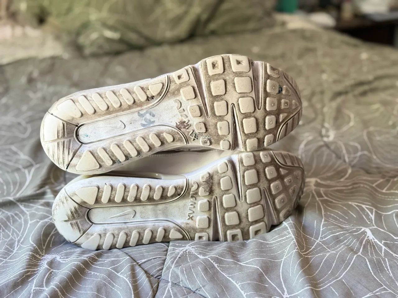 tênis nike air max 2090 branco 41 - Foto 2