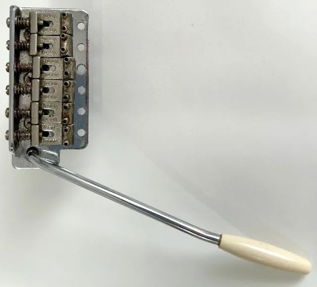 Tagima Gotoh Vintage Stratocaster Tremolo Ponte c. 2004 do T-735 de fabricação brasileira - Foto 2