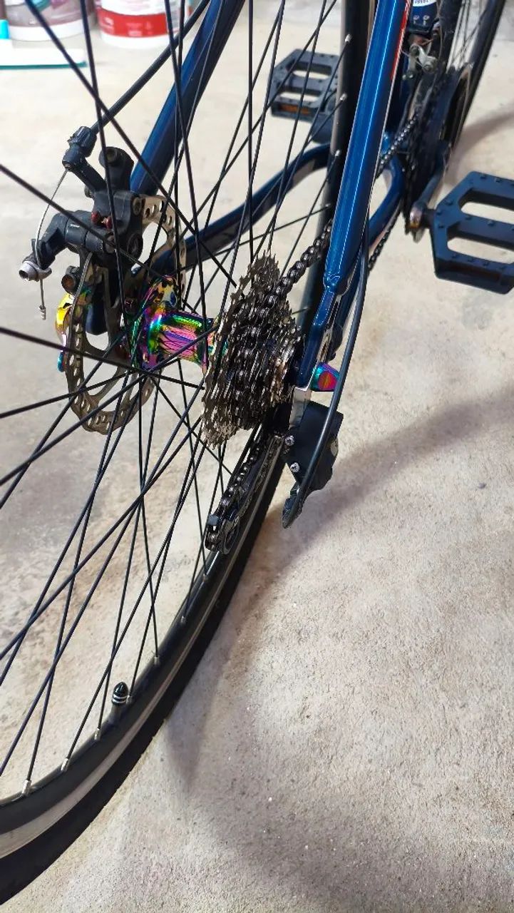 Bike aro 29 com freio a disco e cubo k7 - Foto 4