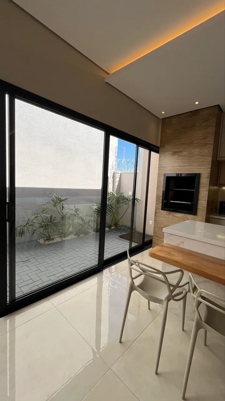 CASA COM PLACA SOLAR A VENDA! - Foto 2