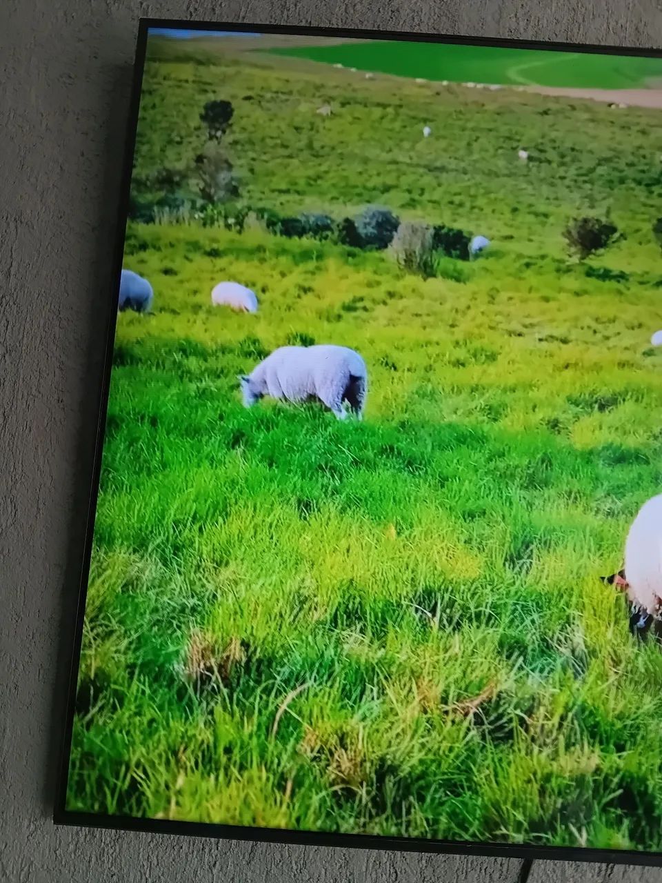 TV 75 POLEGADAS SAMSUNG SMART 4K BORDA INFINITA detalhe mínimo na imagem  - Foto 5