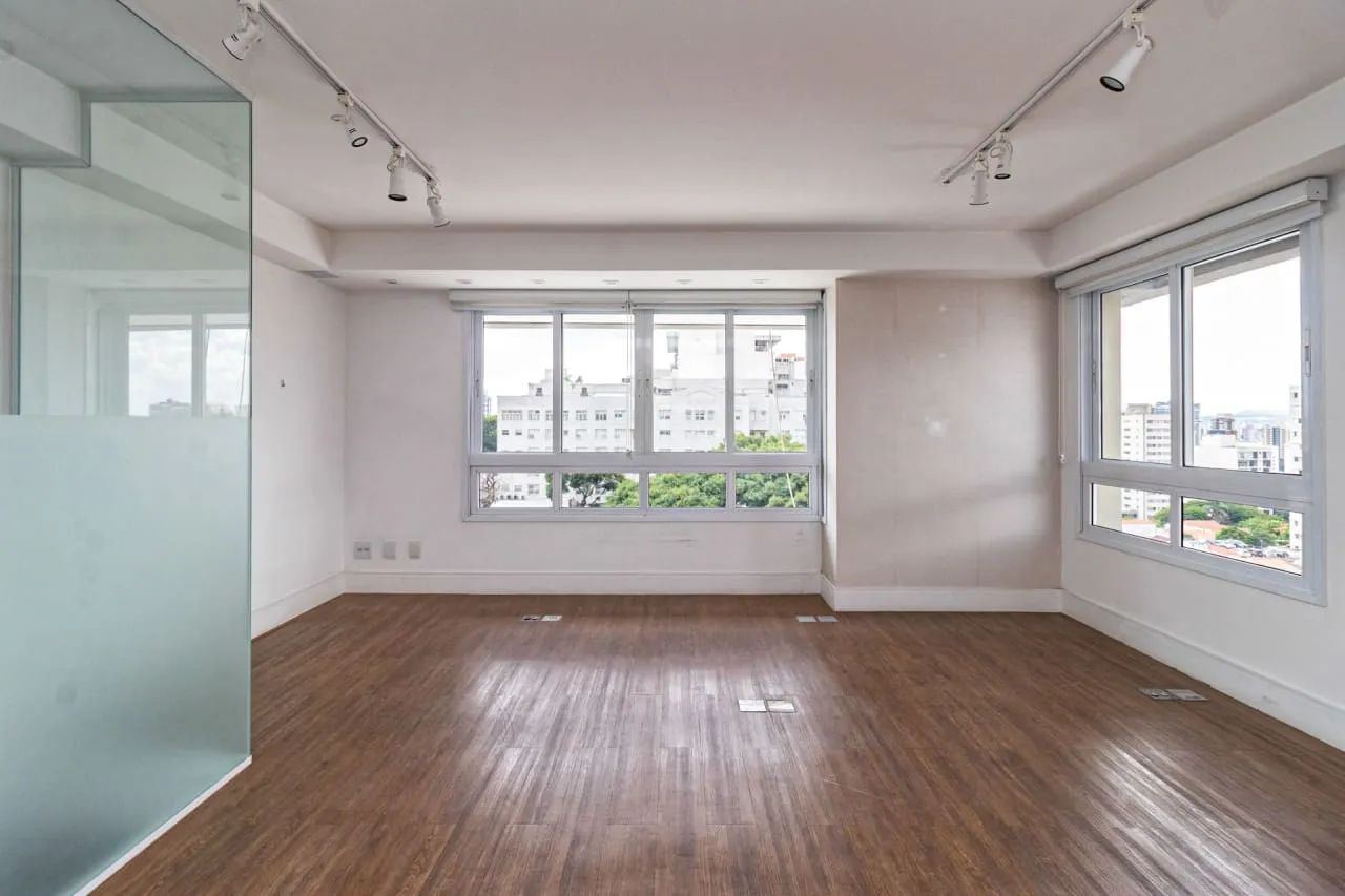 Sala comercial na Rua Cotoxó, 970 - Cj. 504  74 m²
