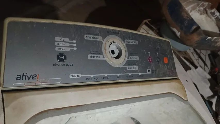 Vendo Maquina de Lavar com defeito - Foto 2