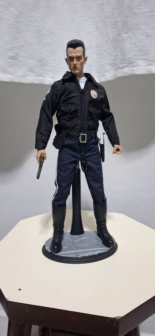Boneco T1000 Exterminador Custom 1/6 - Foto 4