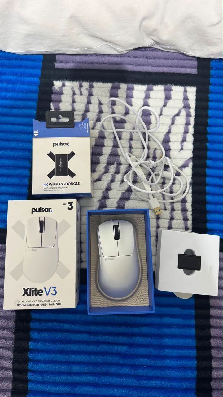 Mouse Pulsar Xlite V3 + Dongle 4K  - Foto 2