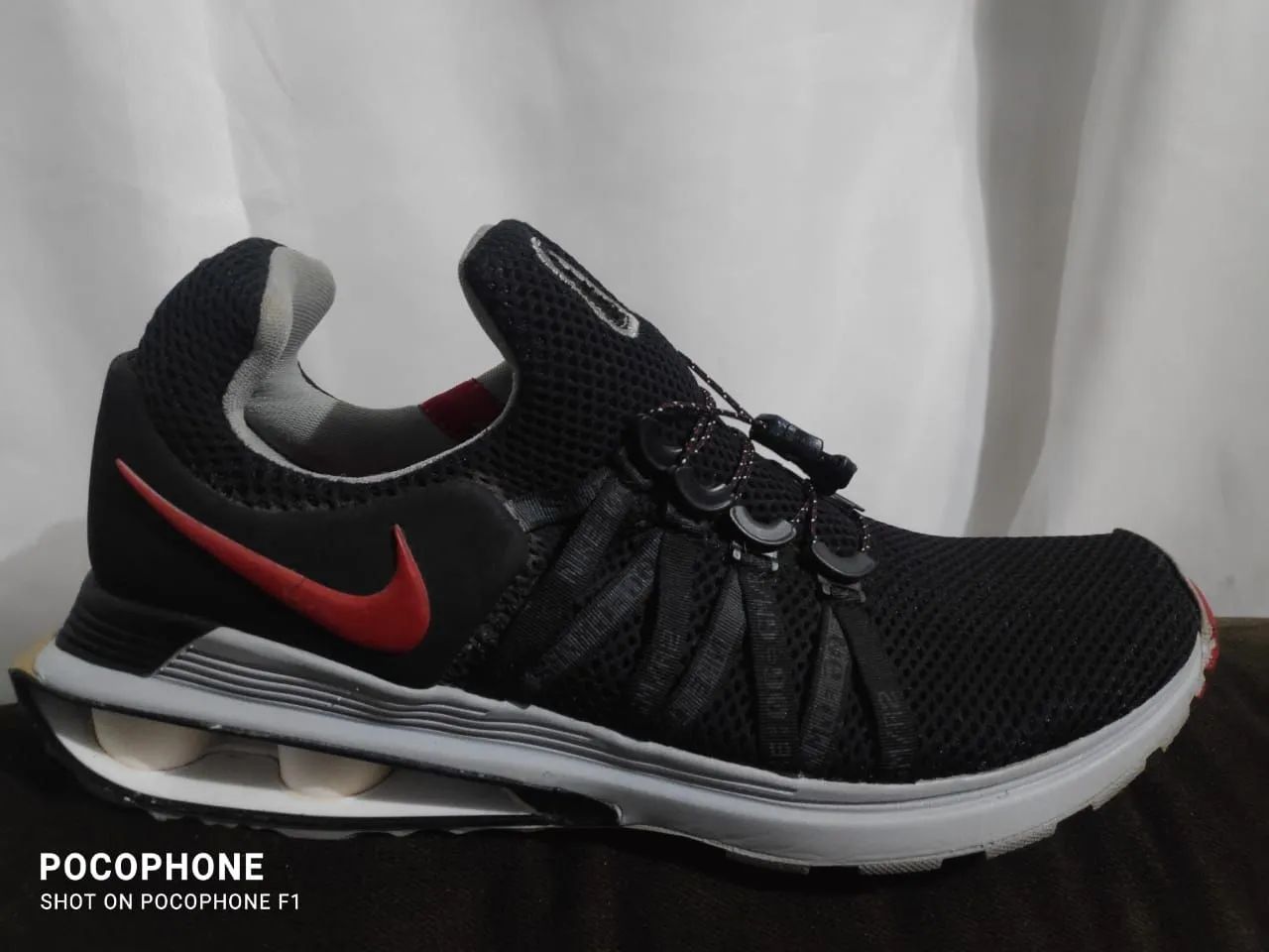 Nike shox gravity N/39