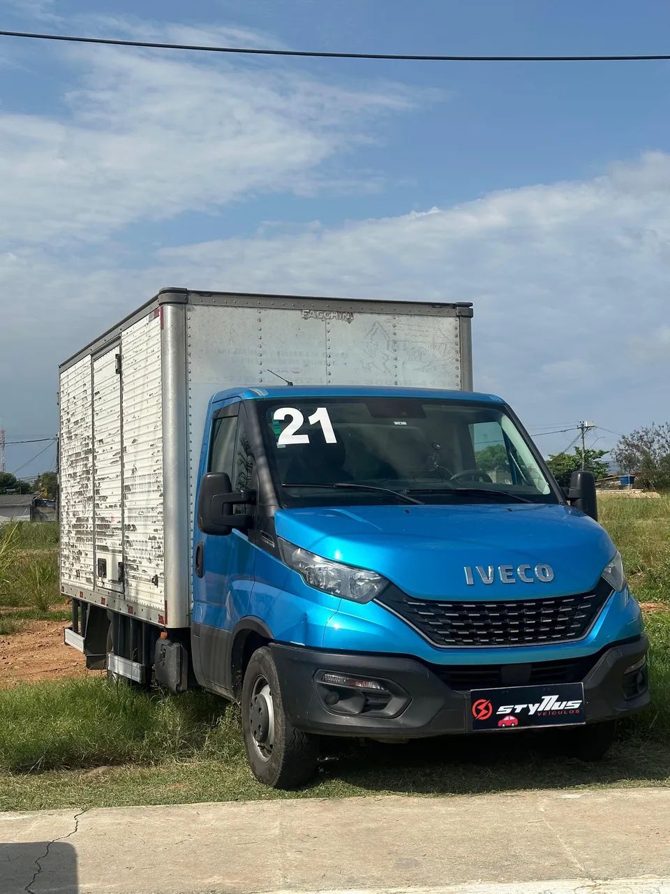 Iveco Daily DAILY CHASSI 35-150 Curto 3.0 (Diesel) 2021