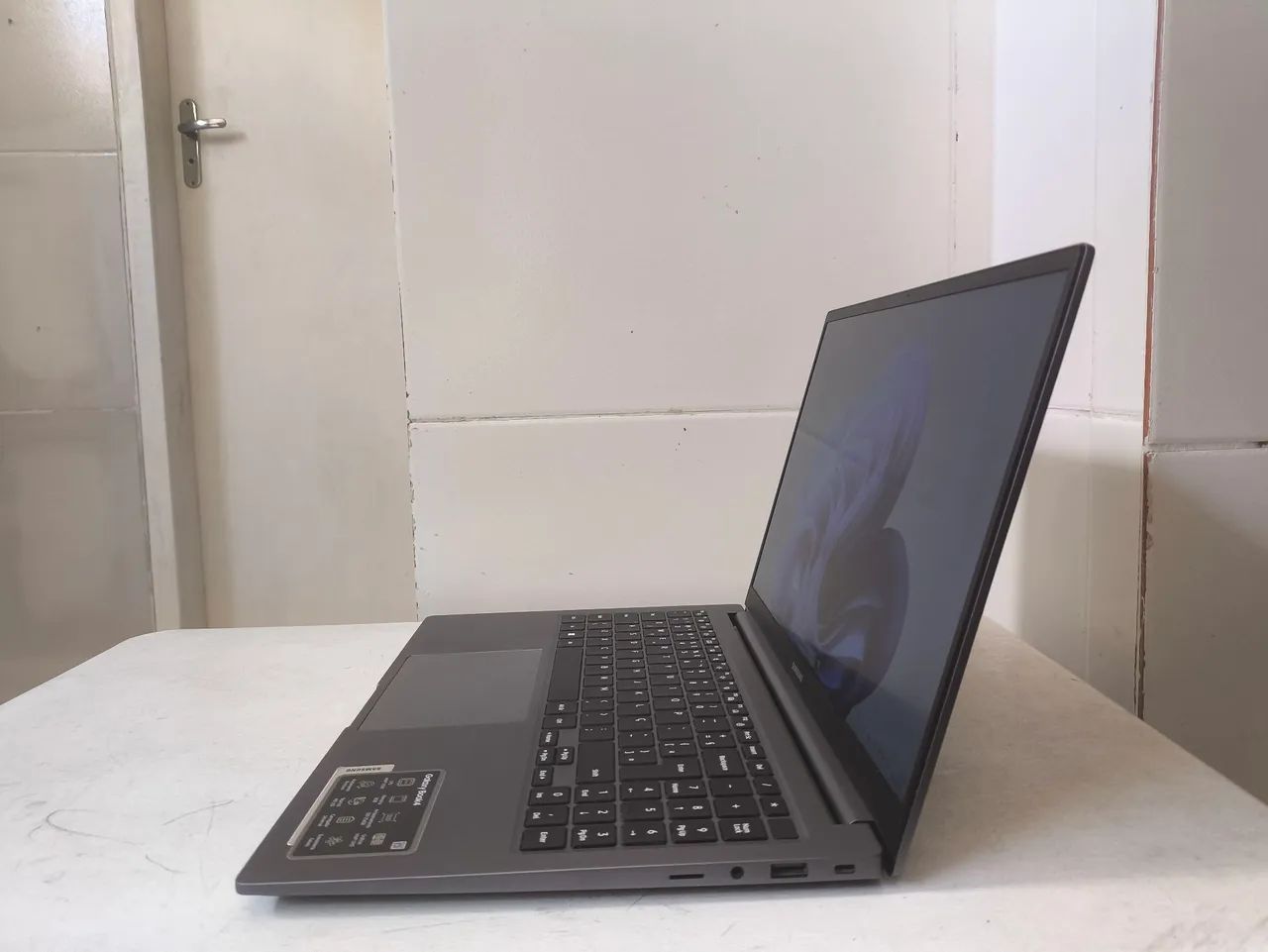 Notebook Galaxy book 4  - Foto 3